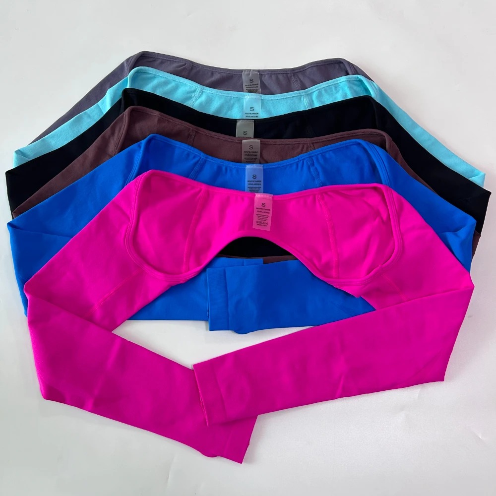 NO LOGO 3Pieces Gym Set Seamle - đánh giá và giá Yoga Y Fitness